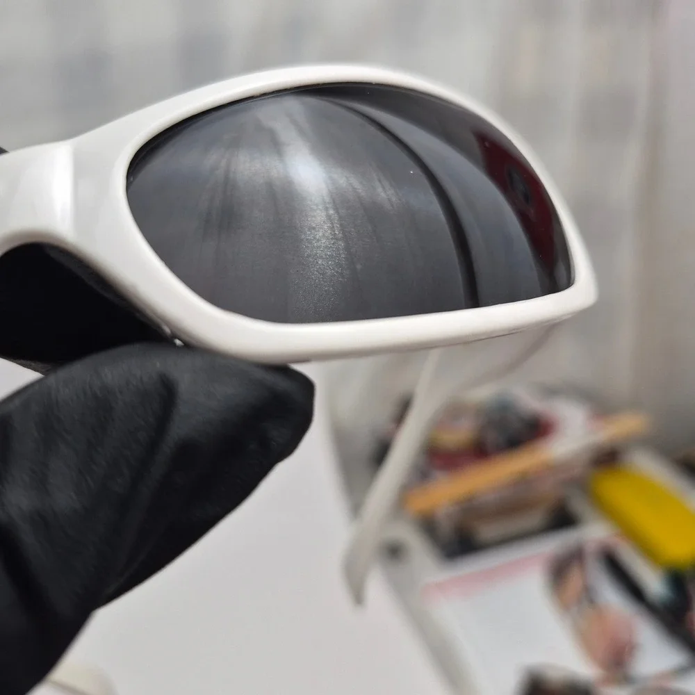 Locs 9005 White Wrap Sunglasses Dark Lens Old English Logo Men's Shades